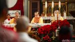 Potret Misa Pontifikal Natal di Gereja Katedral