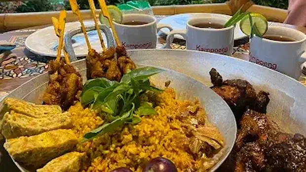 Rekomendasi resto keluarga Sentul