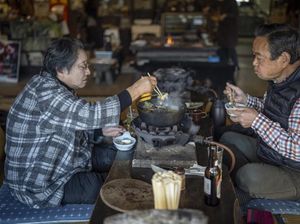 Potret Berburu Kuliner Beruang di Pegunungan Jepang