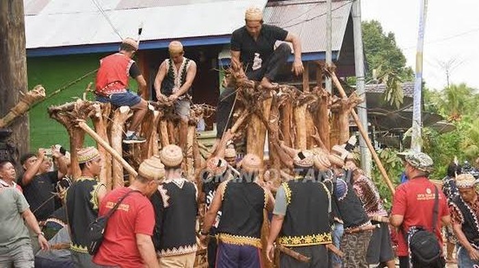 Ritual Adat Dangai di Mahulu. (Dok. Diskominfo Mahulu)