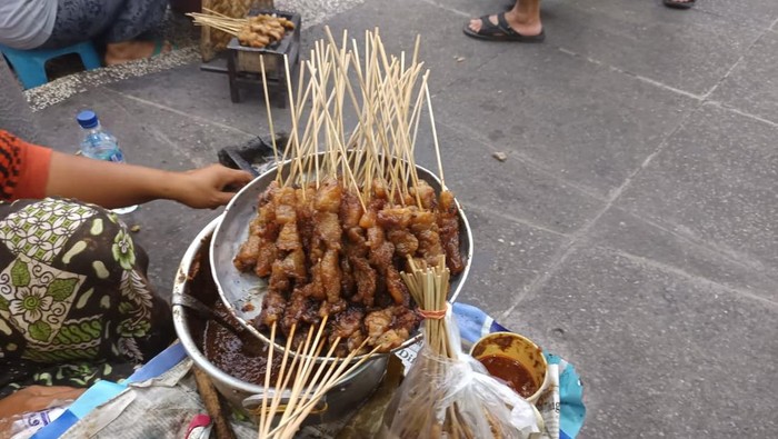 Sate Kere, Kuliner Unik dan Murah di Malioboro yang Wajib Dicoba Wisatawan