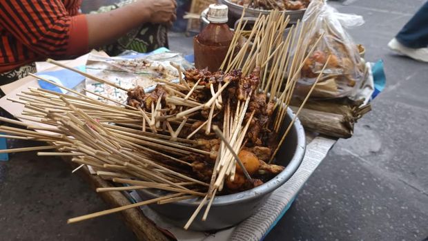 Sate Kere di pedestrian Malioboro, Jogja
