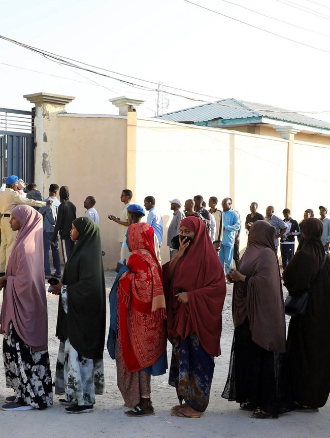 Sejarah Baru Somalia, Warga Mogadishu Antre Beri Suara
