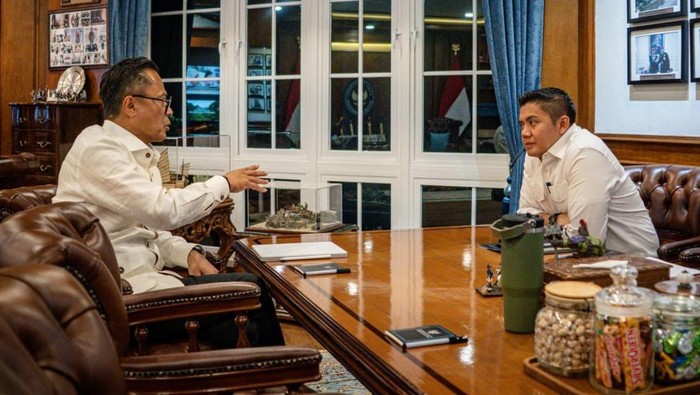 Seskab Bertemu Kepala BP BUMN, Bahas Huntara-Pemulihan Perbankan di Daerah Bencana