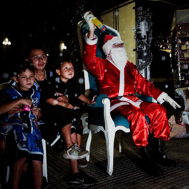 Solidaritas Natal di Buenos Aires, Tunawisma Diajak Makan Malam Bersama