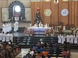 Misa Natal di Gereja Santo Yoseph Palembang Berjalan Khidmat
