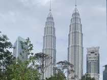 Sekali-sekali Cobain Jogging dengan View Mahal: Menara Kembar Petronas