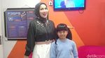 Venna Melinda Gak Mau Vania Jadi Artis Instan