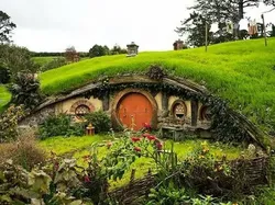 10 Tempat yang Mirip Hasil AI tapi Asli, Ada dari Indonesia