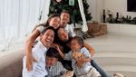 Indahnya Toleransi! Beda Keyakinan, 4 Selebritas Rayakan Natal dengan Keluarga