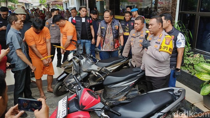 Polisi Tangkap 2 Satpam Perusahaan di Lampung yang Jadi Penadah Motor Curian