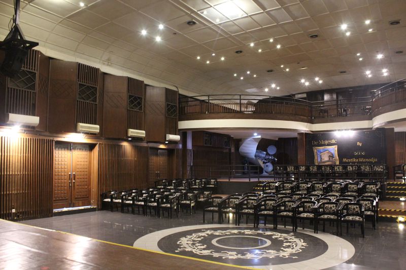 Gedung De Majestic