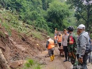 Upaya Mitigasi Bencana di Jalan Cadas Pangeran Sumedang