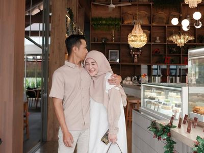 Momen Manis Larissa Chou & Ikram Rosadi, Kini Gugat Cerai