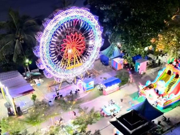 Mahakam Lampion Garden Samarinda.
