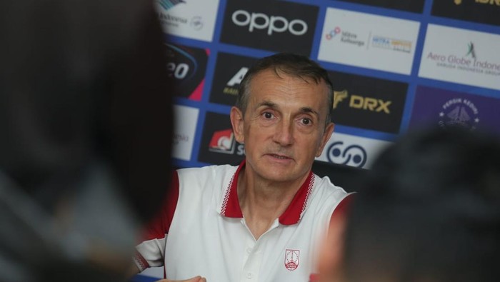 Milo Akui Masalah Persis, Bidik Kebangkitan Lawan Persik