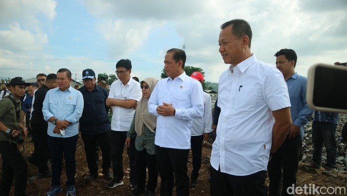 Menteri LH Tinjau TPA di Tanjungrejo Kudus, Soroti Masih Pakai Open Dumping