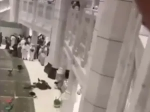 Pria Lompat dari Lantai Atas Masjidil Haram, 1 Askar Terluka