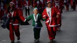 Ribuan Sinterklas Semarakkan Natal dengan Lari Amal