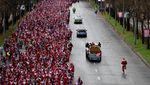 Ribuan Sinterklas Semarakkan Natal dengan Lari Amal