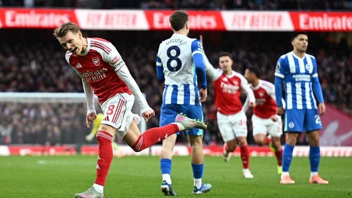 Hasil Arsenal Vs Brighton: Menang 2-1, The Gunners Kembali ke Puncak