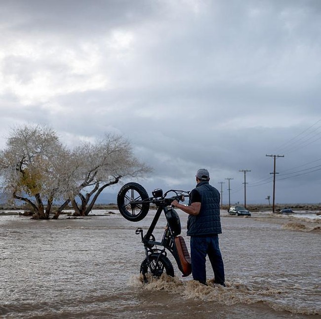 Hujan Ekstrem Picu Banjir Bandang di Palmdale