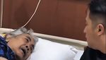 Momen Irfan Hakim Jenguk Jaja Mihardja di RS