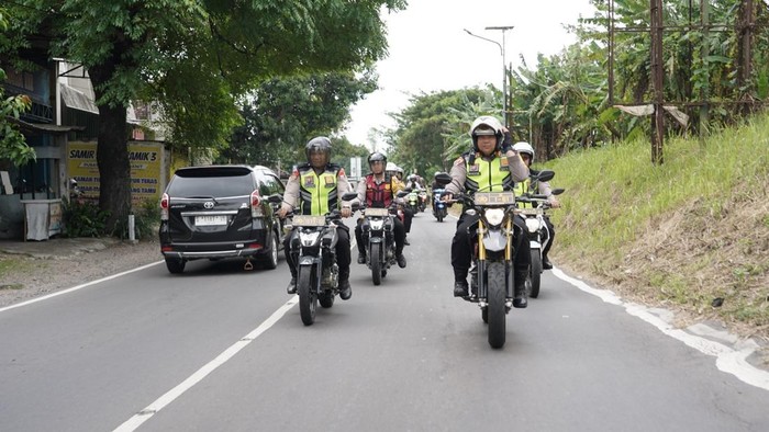 Kapolres Patroli Wisata di Mojokerto Ciptakan Liburan Aman dan Nyaman
