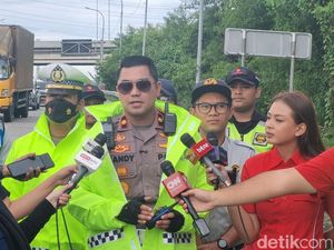 Polisi Tindak Truk Sumbu 3 di Tol Cikampek, Kecuali Angkut Logistik