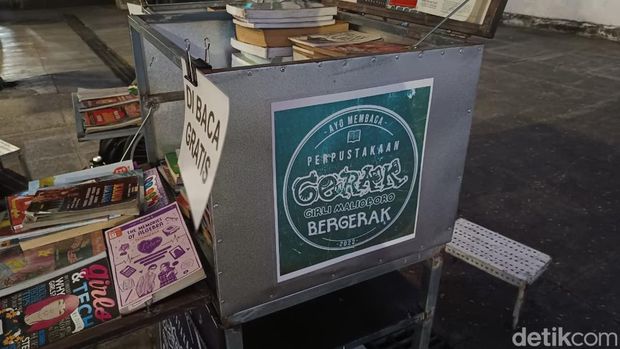 Penampakan sepeda modifikasi lapak baca Perpustakaan Bergerak Malioboro