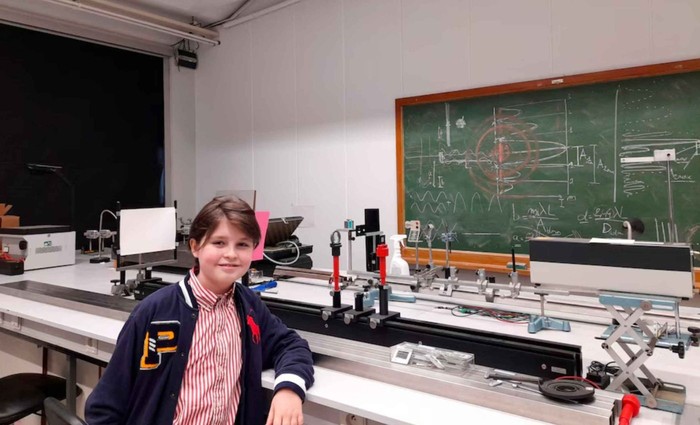 Remaja Ini Raih Gelar Doktor Fisika pada Usia 15 Tahun, Ingin Ciptakan Manusia Super