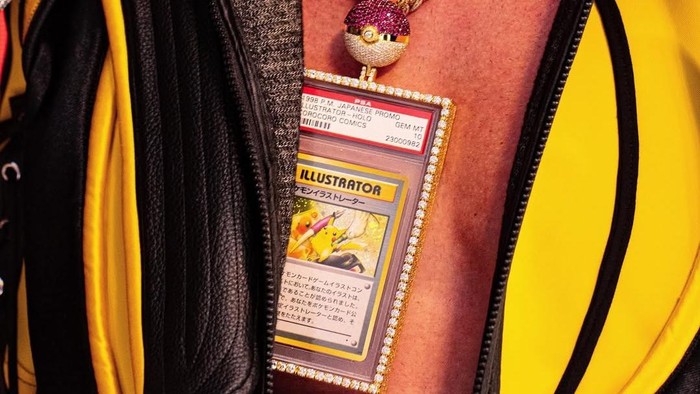 Influencer, petinju, aktor, dan pegulat WWE asal Amerika Serikat, Logan Paul, menyetujui akan menjual kartu Pokemon paling langka dan termahal miliknya.
