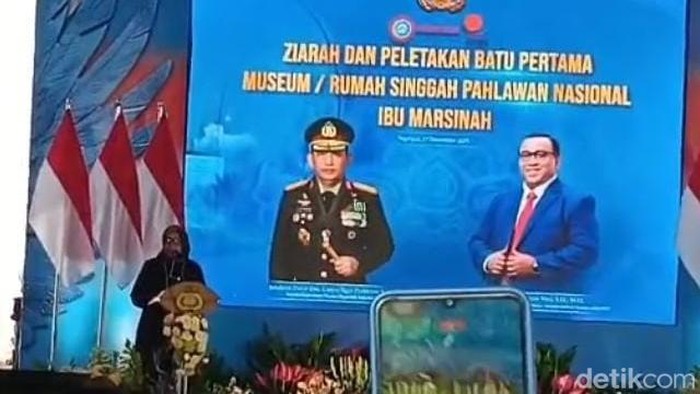 Tangis Marsini Pecah Saat Peletakan Batu Museum Marsinah di Nganjuk