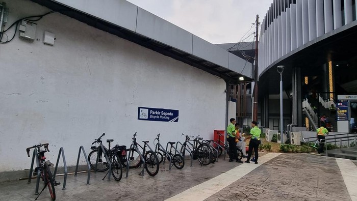 Pencuri Sepeda di Stasiun Tanah Abang Ditangkap!