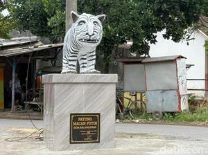 Segini Anggaran dan Asal-usul Patung Macan Putih Kuda Nil yang Viral