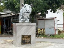 Penampakan Patung Macan Putih di Kediri Viral Memiliki Bentuk Unik