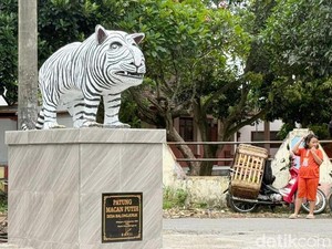 Sempat Dibully, Patung Macan Putih Gemoy di Kediri Malah Membawa Berkah