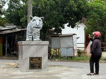 Segini Dana Pribadi Kades di Kediri Bangun Patung Macan Putih Viral