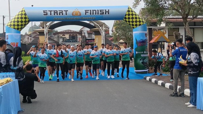 Polda Riau Gelar Marine Police Fun Run, Lari untuk Menjaga Alam dan Lautan