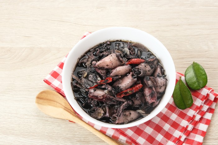 resep cumi hitam yang empuk berbumbu pekat