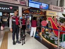 Anjing Pelacak Amankan Stasiun di Daop 8 Surabaya Saat Angkutan Nataru