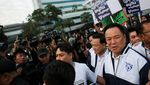 Anutin Charnvirakul dan Tokoh Partai Mendaftar Jelang Pemilu Thailand