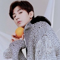 Cheng Yi berada di urutan ketujuh dengan peningkatan 7,8 juta tayangan. Aktor yang identik dengan drama wuxia dan fantasi ini akan tampil dalam The Journey of Legend serta Sword and Beloved, di mana ia berperan sebagai pembasmi iblis. Foto: Dok. Weibo