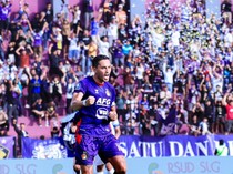 Kualitas Ezra Walian Teruji dengan 6 Kali Raih Player Of The Match