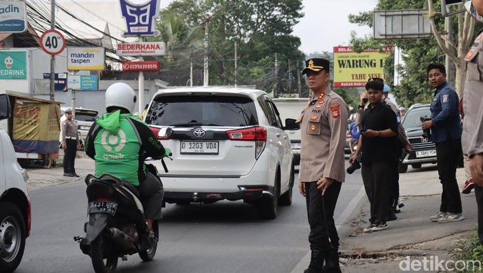 Cegah Macet, Polisi Siapkan One Way di Lembang