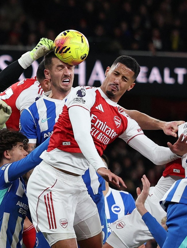 Liga Inggris Memanas: Arsenal Teratas, Liverpool Naik ke 4 Besar