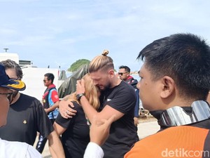 Tragis Libur Natal Keluarga Pelatih Valencia CF di Labuan Bajo
