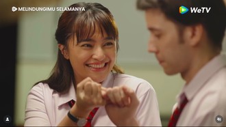 7 Potret Marshanda Pakai Seragam SMA di Usia 36 Tahun, Dipuji Masih Pantas