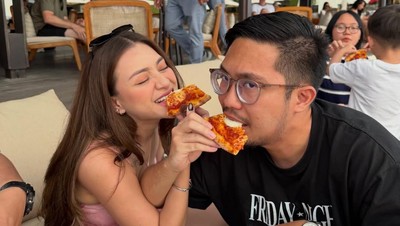 Kasih Kode Sip, Inikah Pacar Baru Nathalie Holscher?