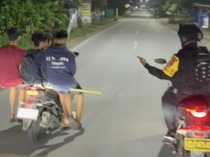Pemotor Remaja di Kendari Kepergok Bonceng 5 Pakai Papan Usai Tawuran